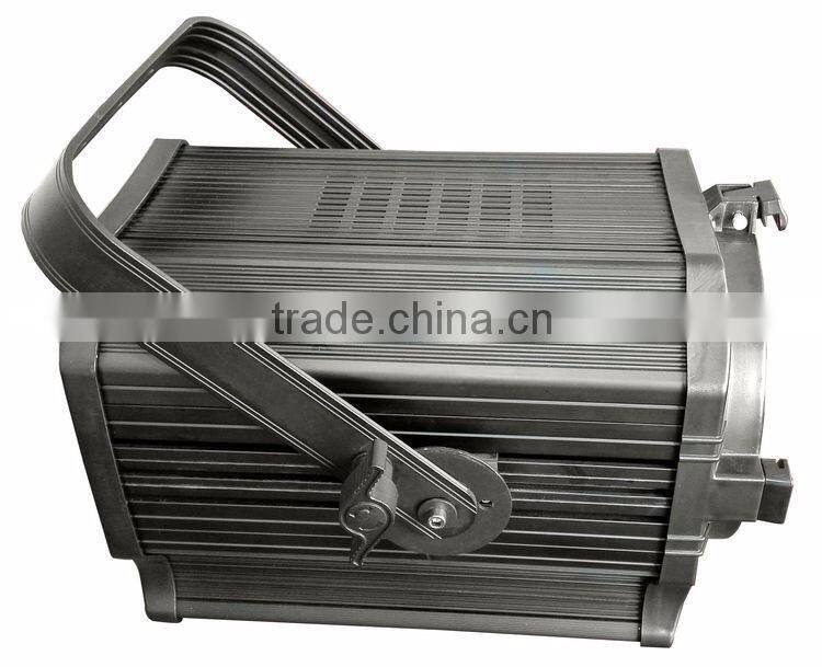 400Watt 3200K 5600K Ra 95 Electronical Zoom DMX Dimmer Sound Active Barn Door 400W COB LED Fresnel Studio TV Film SpotLight