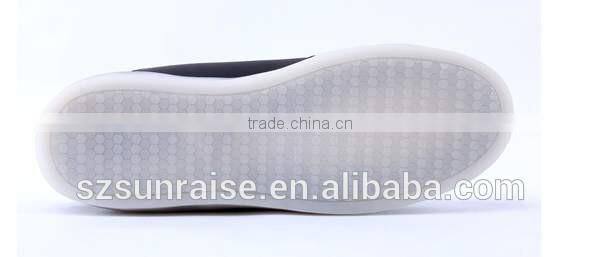 Casual style flashing LED light shoes