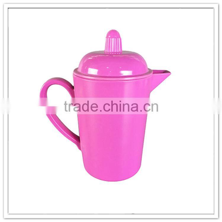 Cheap plastic watter bottles wholesale plastic industrial kettle with cover, water jug
