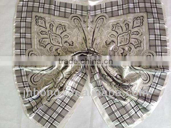 Emulation silk silk square scarf for all people