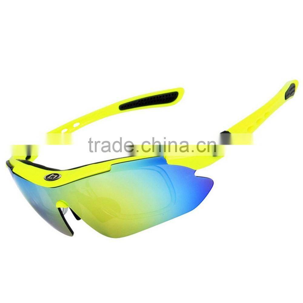 YUANJIU Polarized Anti-UV Cycling Running Sports Sunglasses with 5 Exchangeable Lenses