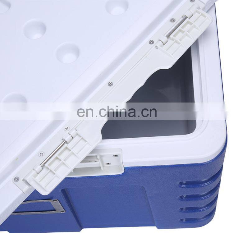 Eco-friendly blow molding outdoor 60 liter PU foam cooler box with lock