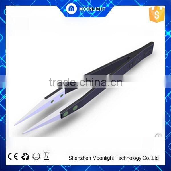 Static Dissipative Soft Tip Tweezer for Phone Accessories