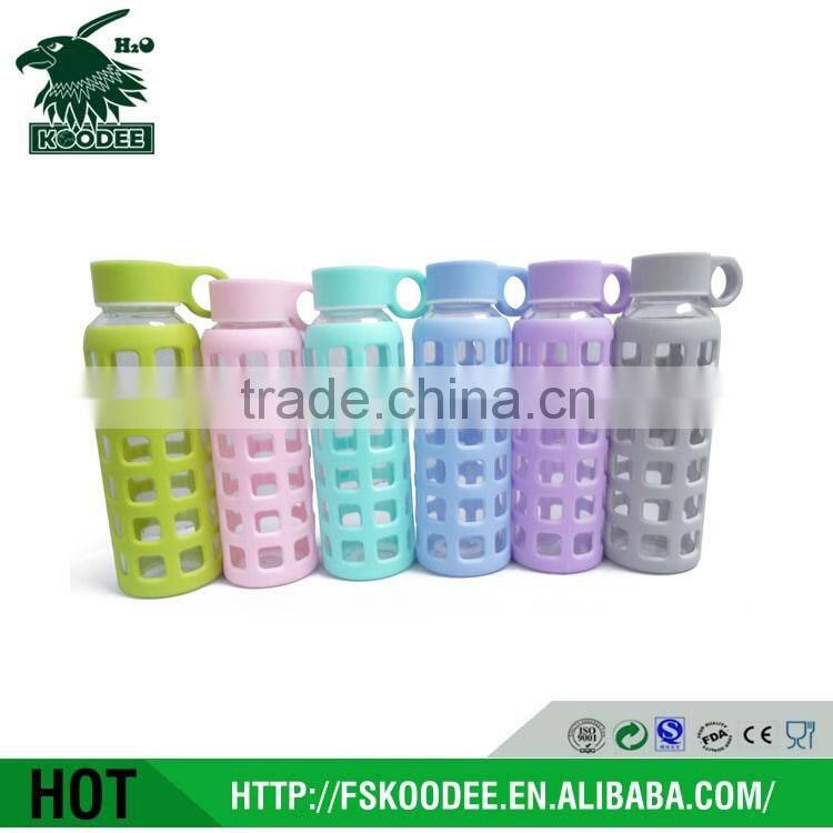Made of High-quality Environmental Borosilicate unique Glass water bottle with silicion sleeve