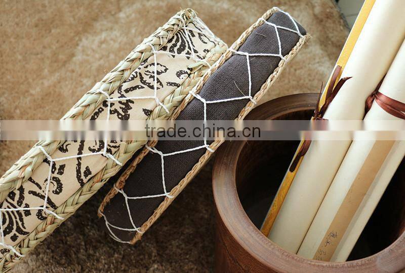 handmade natural fiber cornhusk straw cushion