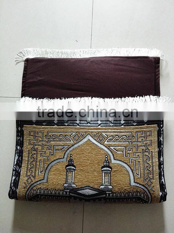 hot selling chenille jacquard muslim prayer mat with foam backing and zipper