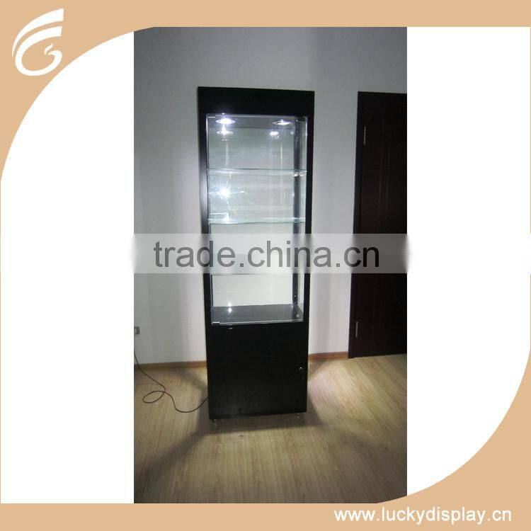 3d glasses display showcase design