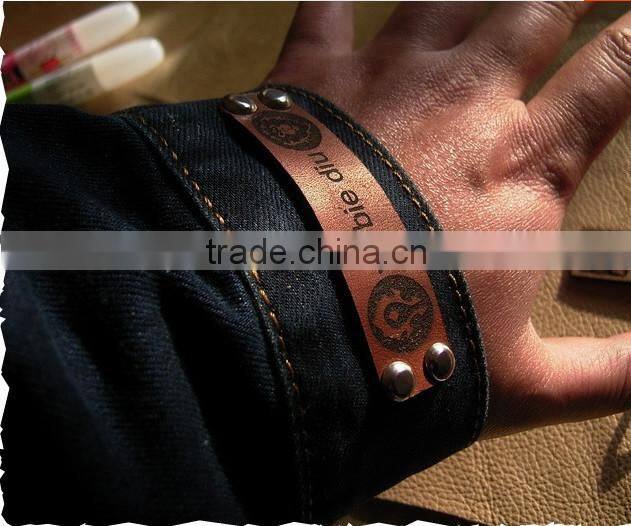 embossed jeans leather label with logo you want