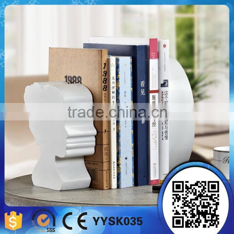 Factory wholesale customized high quality home decor resin bookend