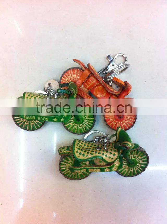 Wholesale promotion personal Handmade Soft leather animal key chain