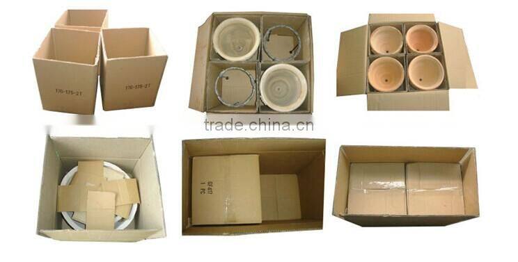 Small flower vase to decorate your table