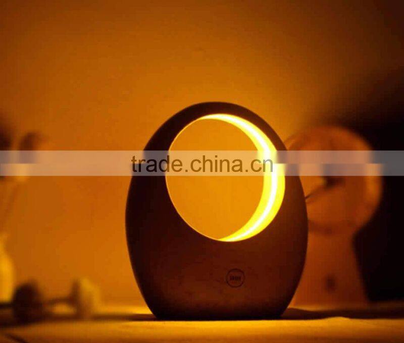 Elegant Intelligent Wood Table Lamp with-in Lithium Battery Gesture sensor control