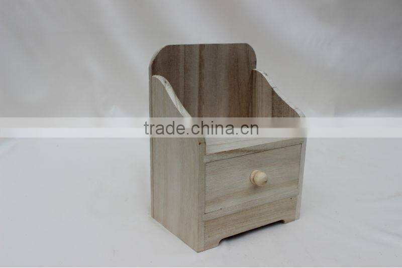 simple wood ring box in wood