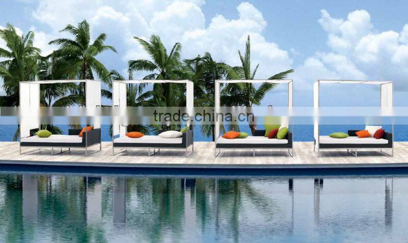 2016 New Leisure PE Rattan Sofa Bed Outdoor Furniture Garden Daybed