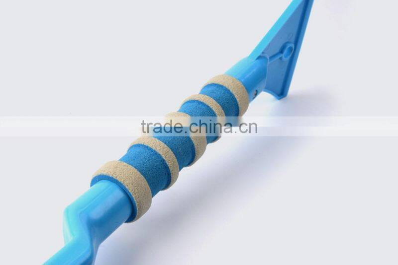 snow brush with ice scraper