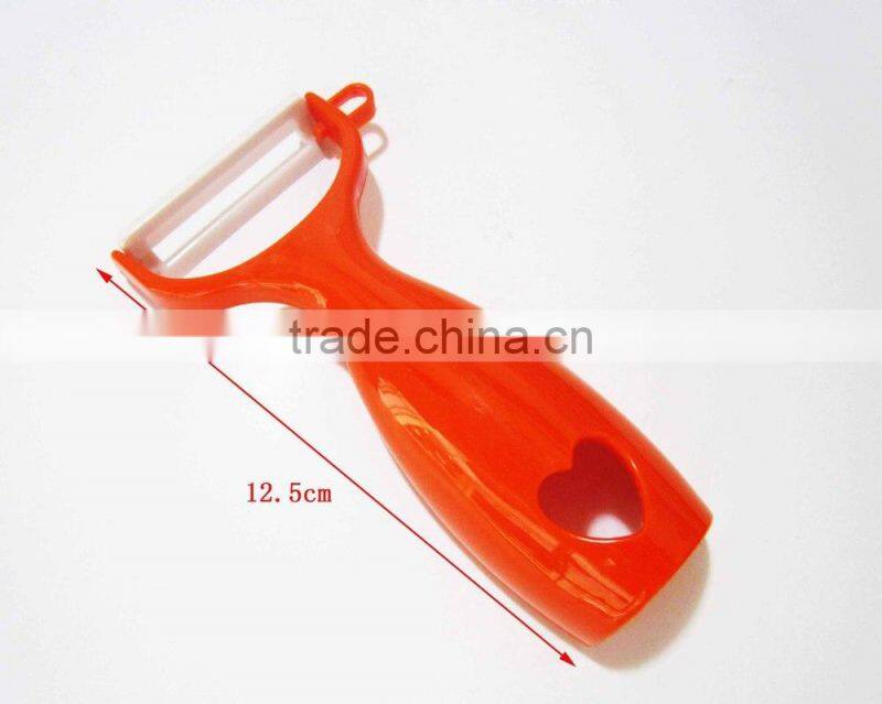 Food Grade Kitchen Products Environmental Red Cute Peeler With Heart Shaped Handle