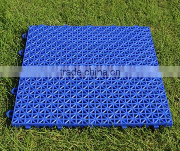 Suspended interlocking sports plastic flooring