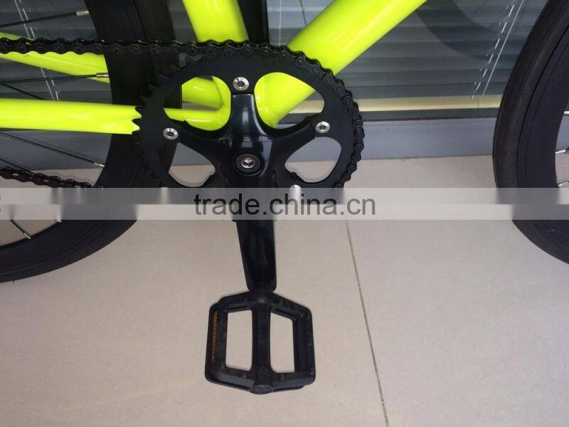 Aluminum fixed gear bike with carbon fork