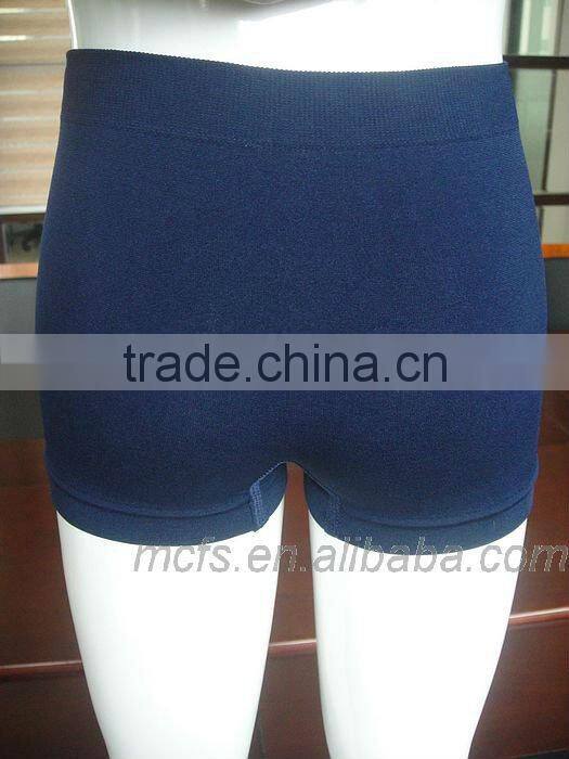 Seamless boy's underwear boxer shorts