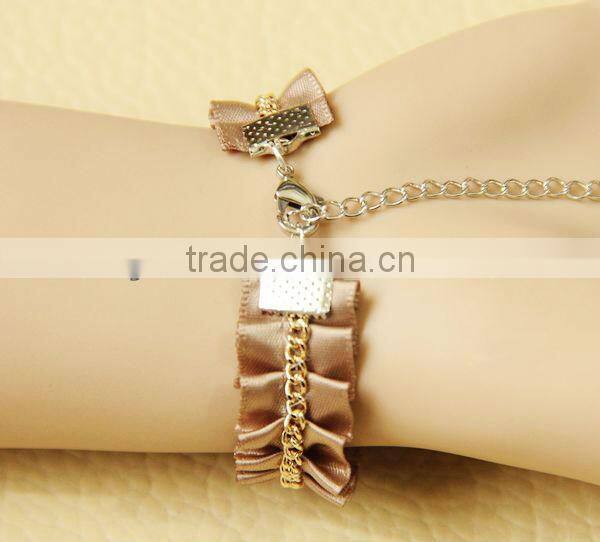 Brown Lace Bracelet With Gold Chain