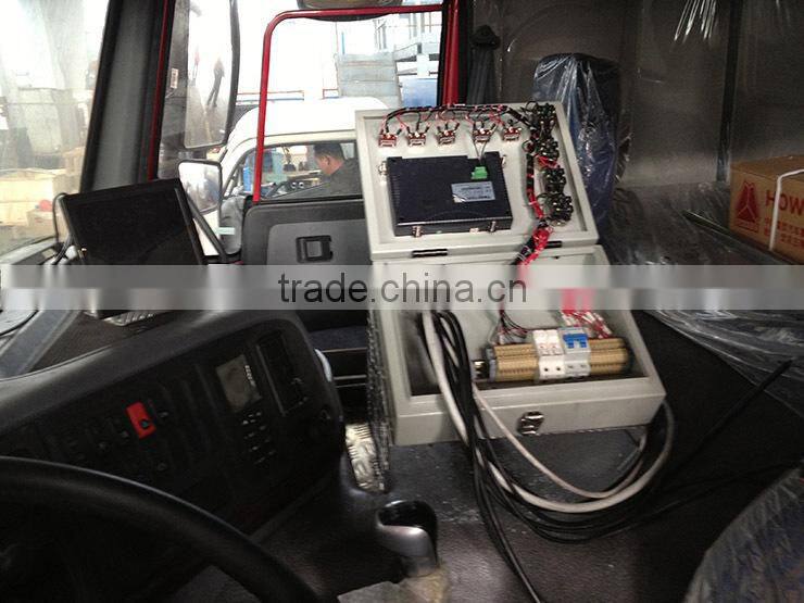 12000 liter road stone spreader with 8000 liter bitumen spreader