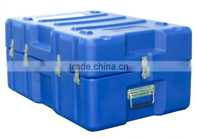 102L heavy duty boxes with wheels and handle for military use