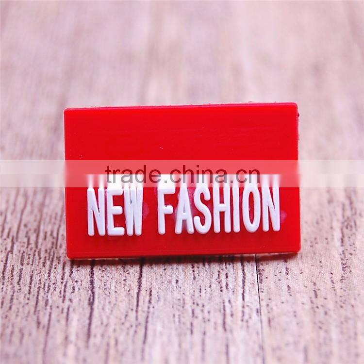 Private fashion sportswear sport shoes t shirt pvc rubber label