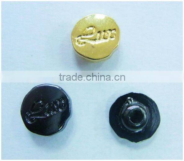 Golden and Polished metal pocket rivets for garments