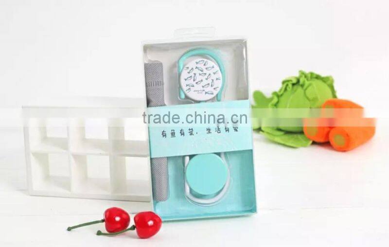 Ear phone designed earphone with microphone