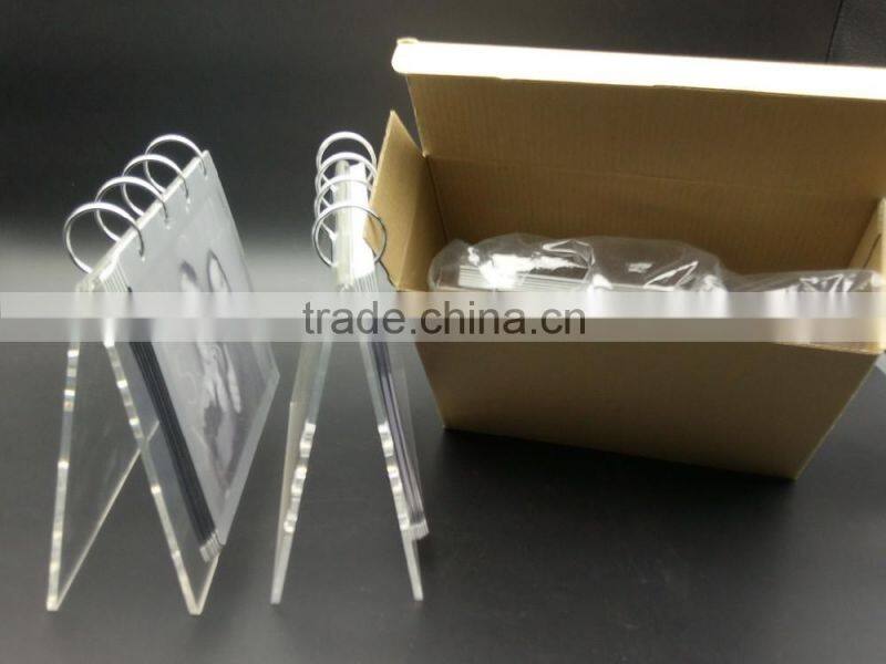 2016 Hot Sale Clear Acrylic V Shape Table Calendar Desk Calendar Display