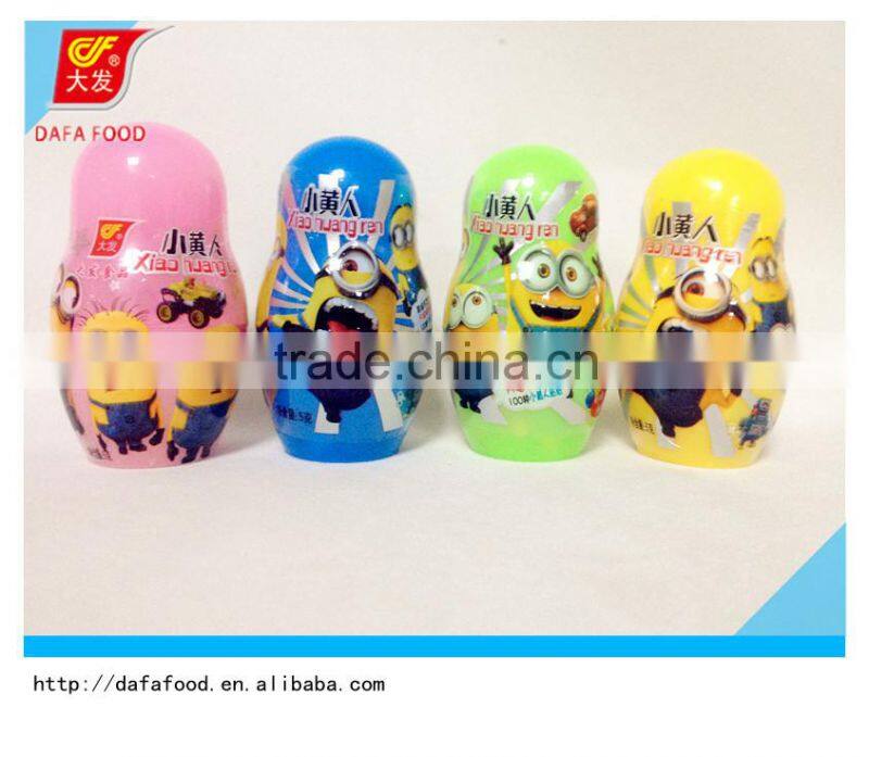 Hot selling little bottle toy candy with good toy and chocolate cream