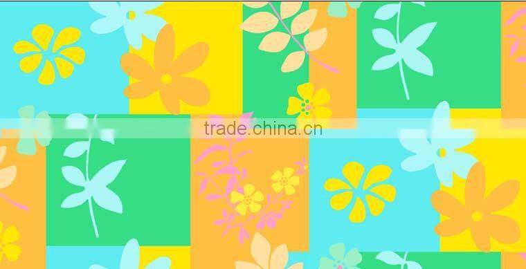 2015 Newest printed spray design plastic tablecloth with lace/waved/straight edge