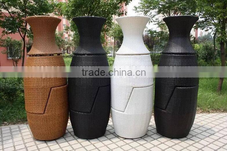 Hot Selling Manufactory Combination PE Rattan Garden Furniture Set in Garden