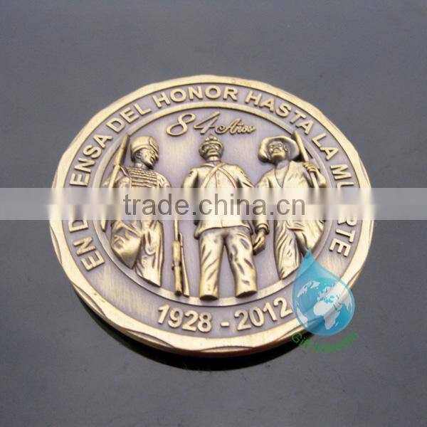 2014 horse zinc alloy badge