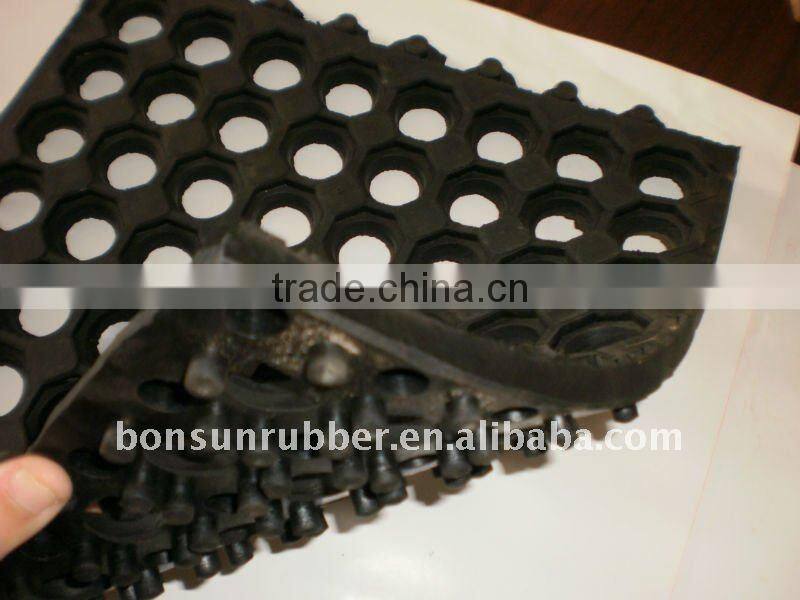 16mm thick Interlocking O-ring rubber mats