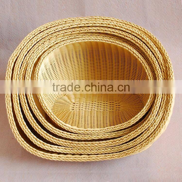 Multi sizes washable plastic rattan woven funny pet basket wholesale dog beds