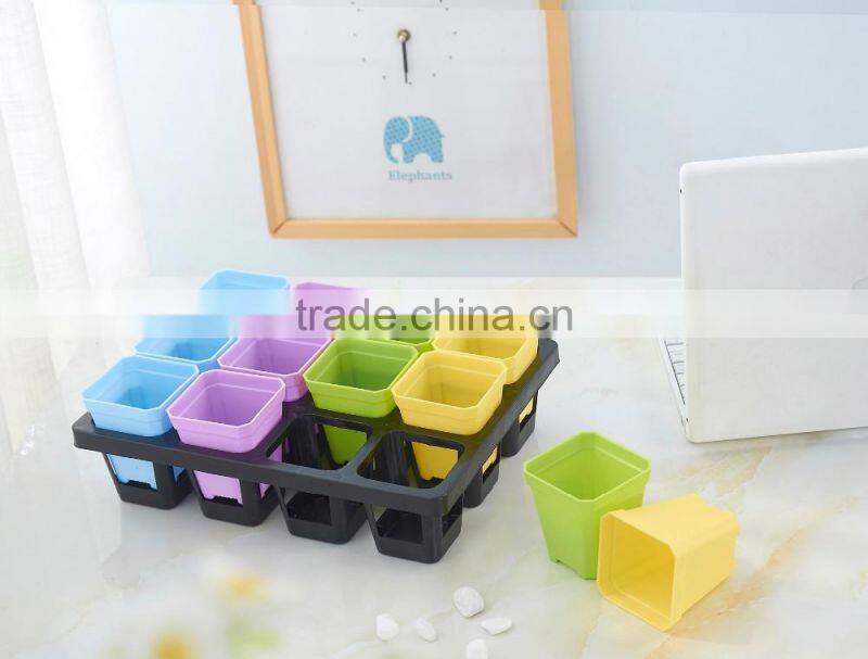 Plastic Flower Pot Rack -12 Grid