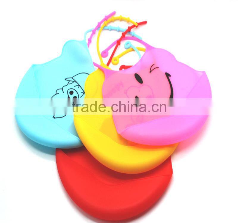 FDA food garde cartoon silicone baby bibs