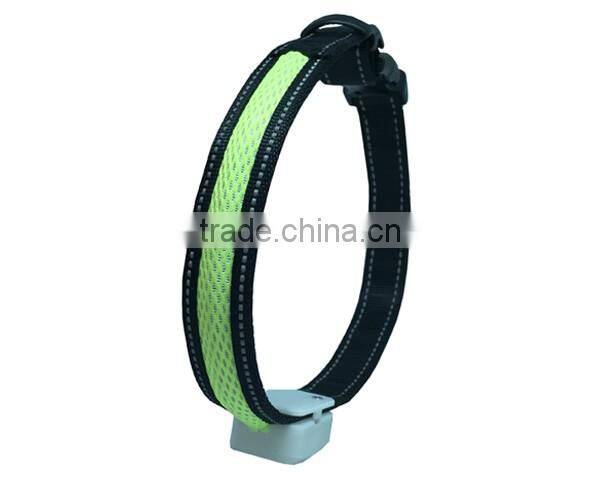Battery free vibration energy PET collar with self-powered LED light