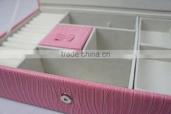 Pink Faux Leather Travel Jewelry Box Organizer Display Storage Case for Rings Earrings Necklace With Mirror
