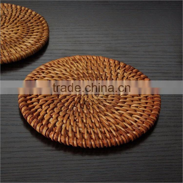 Handmade rattan cup holder / set of 6 rattan coasters made in Vietnam