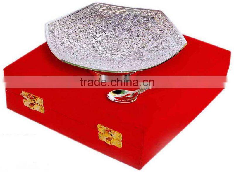 Precious Gift Set Of Silver Plated Bowls