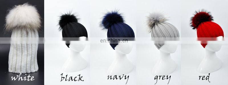 Wholesale New Fashion Hat with Raccoon Fur Ball Hand Knitted Baby Hat