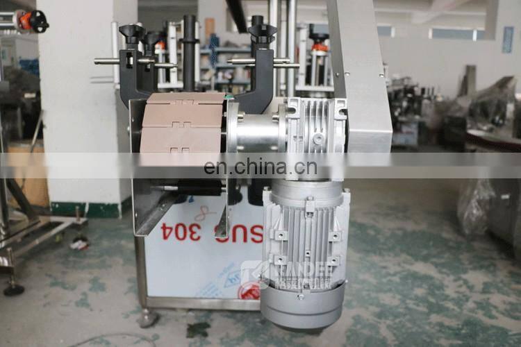 Good automatic flat labeling machine for beer bottle auto labeling machine for pet bottle cups