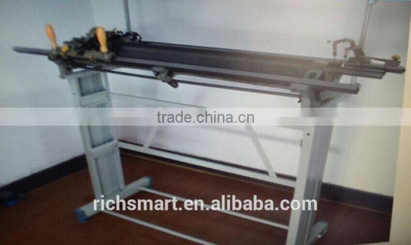Popular Style 36"/42"/52" Hand-driven Flat Knitting Machine for Sweater
