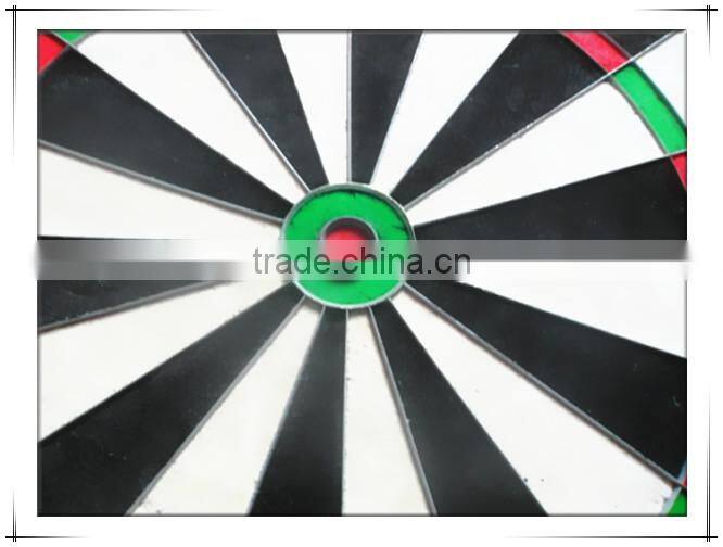 Sisal Fiber Bristle Dart Board With Surround