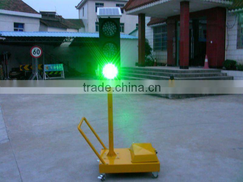 Production high brightness Solar LED Traffic Light