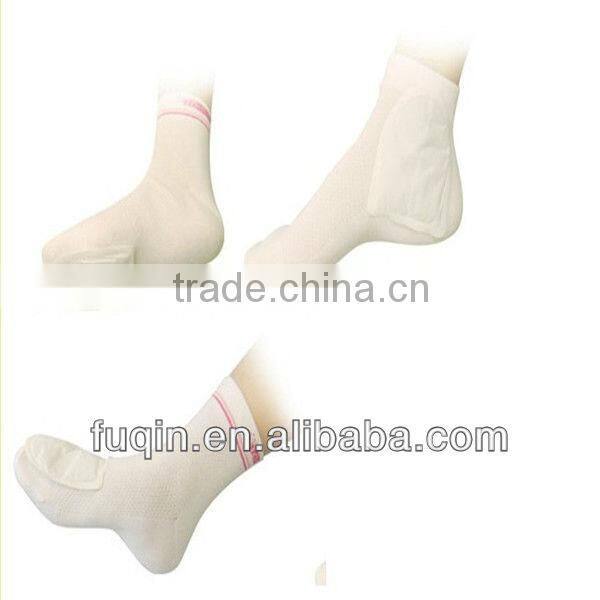 outdoor work and cold weather heat pad toe warmer