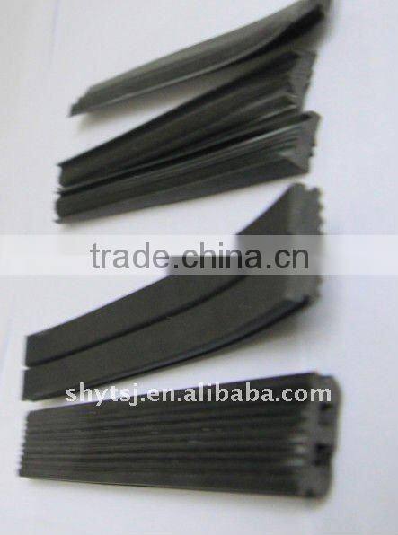 Glass article plug to fix glasses