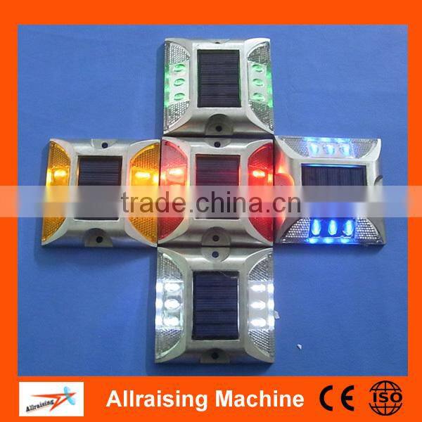 Solar aluminum pavement LED marker